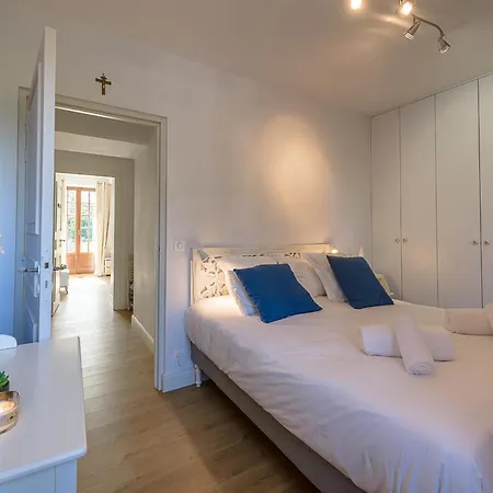 New Ecrin Bleu- A Deux Pas Du Avec Jardin 5pax شقة *