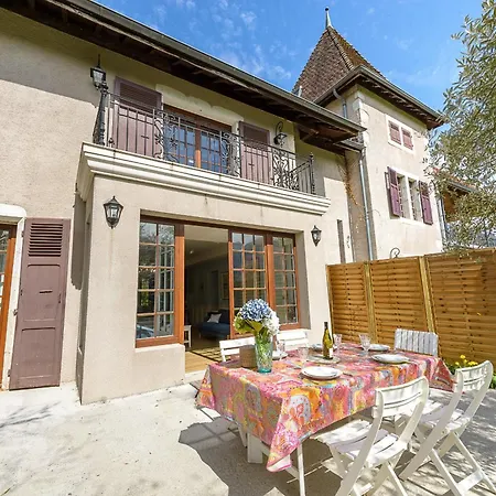 New Ecrin Bleu- A Deux Pas Du Avec Jardin 5pax شقة *